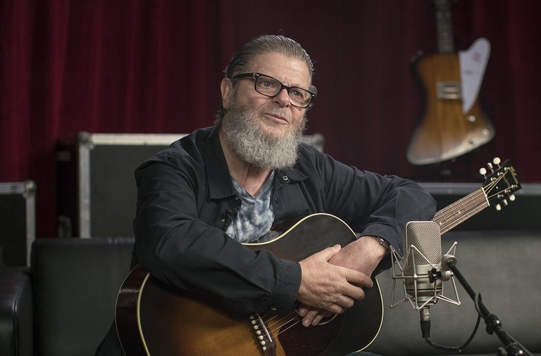 Gustavo Santaolalla.