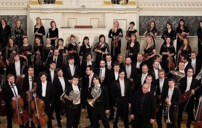 Juventudes Musicales. Orquesta Filarmónica de San Petersburgo.