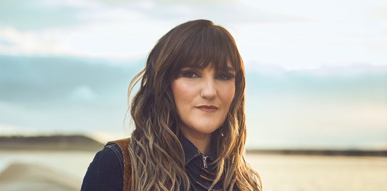 Rozalén. Concierto Folklore "Matriz".